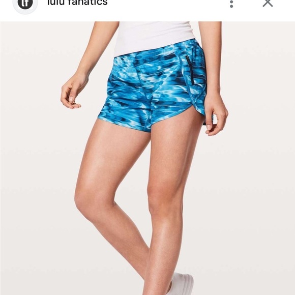 Lululemon Tracker Short V 4" Tidal Multi Sz 8 Blue *G22 - Picture 3 of 7